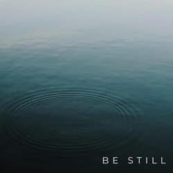 دانلود موسیقی بی کلام بی حرکت باش (Be Still) اثر مورنینگ لایت